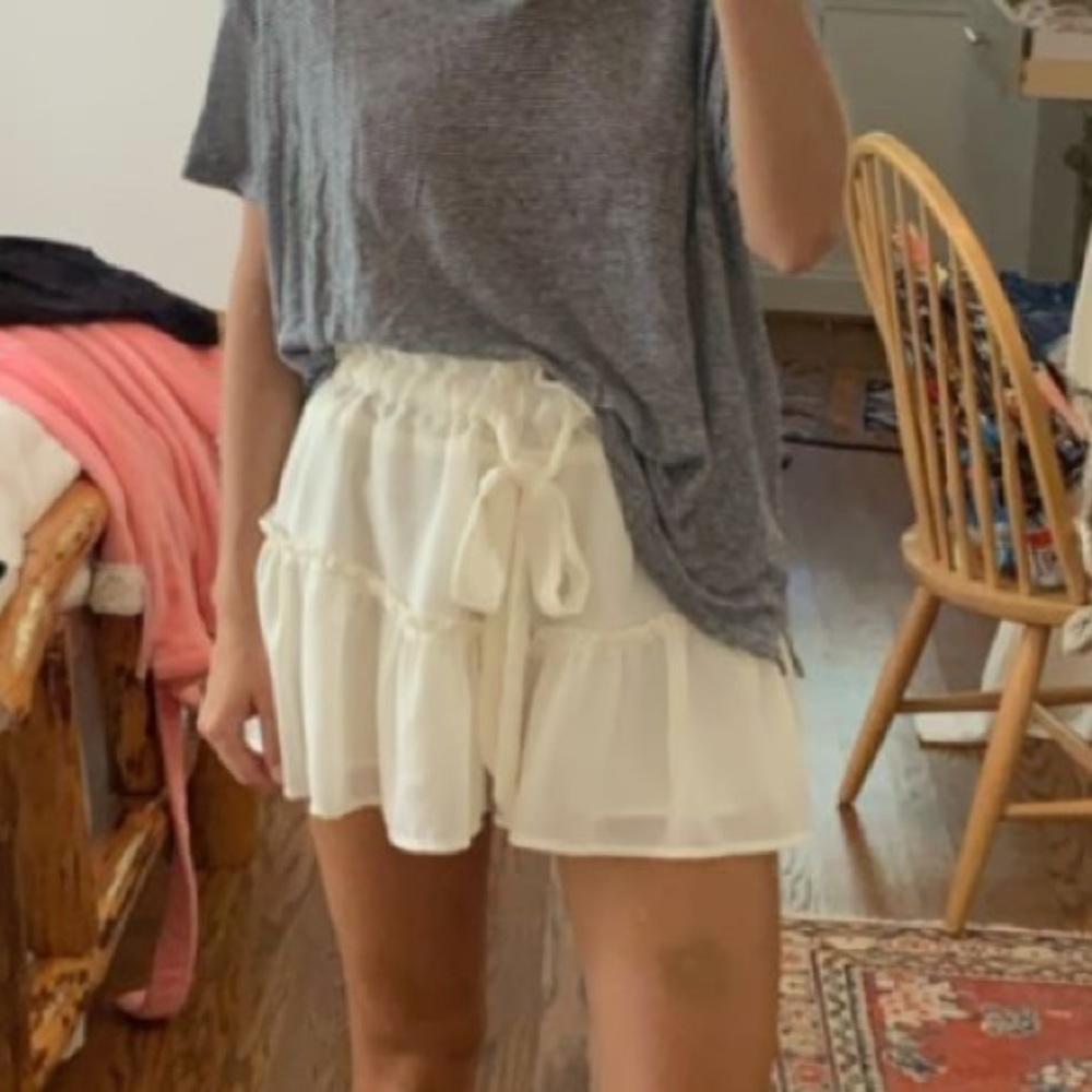 Blue Life Cream Ruffle Skort - Picture 3 of 3